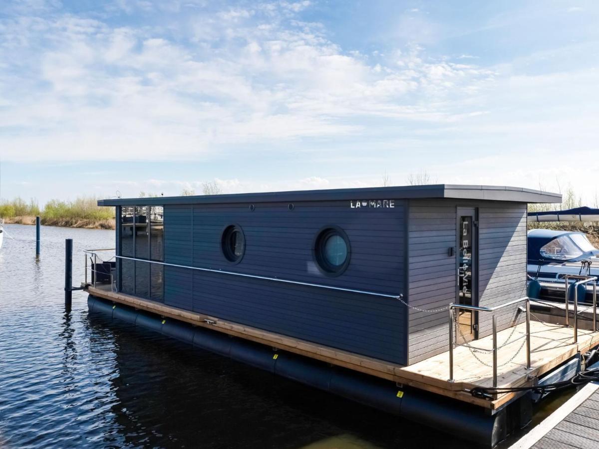 فندق Beautiful Houseboat In Marina Of فولُندام المظهر الخارجي الصورة